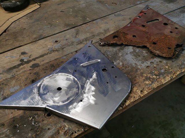 images/vehicle-restoration/slider/vehicle-restoration-7-kireth-ai.jpeg